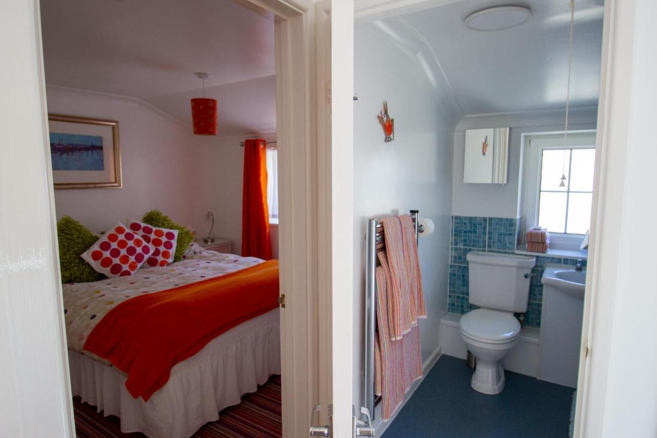 Krissie'S Lägenhet Marazion Exteriör bild